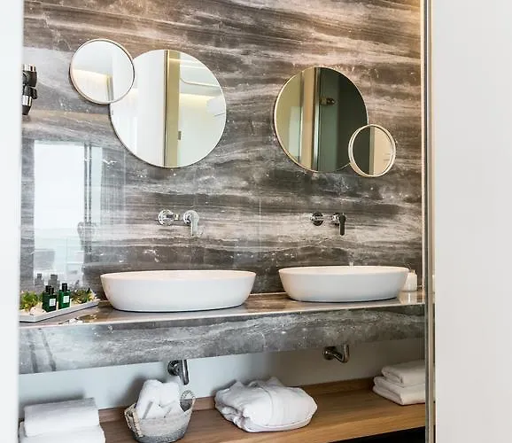 360ᵒ Luxury View Collection - Adults Only يميناريا