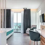 アパートホテル 360ᵒ Luxury View Collection - Adults Only リメナリア