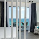 アパートホテル 360ᵒ Luxury View Collection - Adults Only