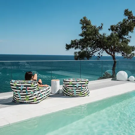 360ᵒ Luxury View Collection - Adults Only מלון דירות לימנריה