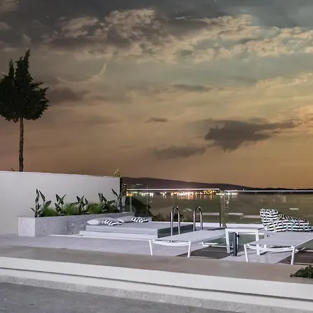 מלון דירות 360ᵒ Luxury View Collection - Adults Only 2*
