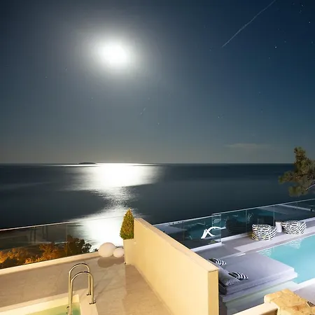 360ᵒ Luxury View Collection - Adults Only לימנריה